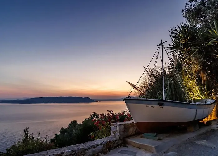 Vilă Aigaio Pool Villa, Gaze The Sunset Over The Aegean Sea Glossa