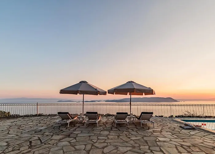 Vilă Aigaio Pool Villa, Gaze The Sunset Over The Aegean Sea *
